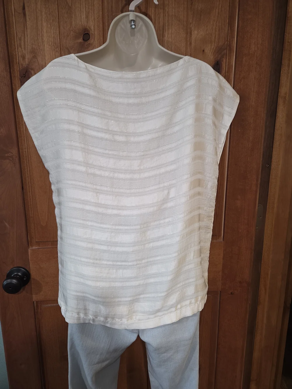 LOFT White Boatneck Short Sleeve Textured‎ Top